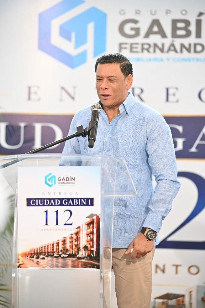 Foto 19 de El Grupo Gabín Fernández entregó  112 apartamentos a 112 familias en San Francisco de Macoris