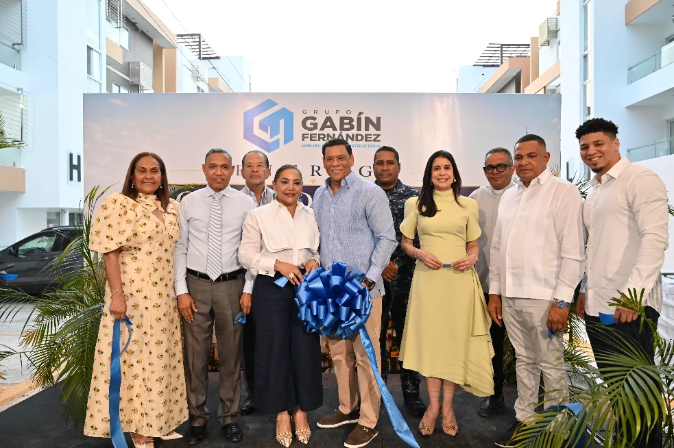 Foto 29 de El Grupo Gabín Fernández entregó  112 apartamentos a 112 familias en San Francisco de Macoris